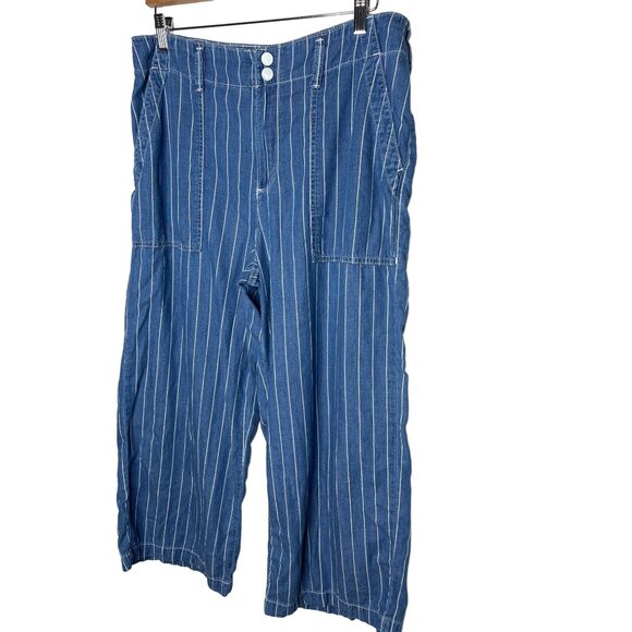 Seven7 Women’s Wide Leg Jeans Size 12 High Rise Chambray Blue White Stripe Denim - Picture 1 of 10